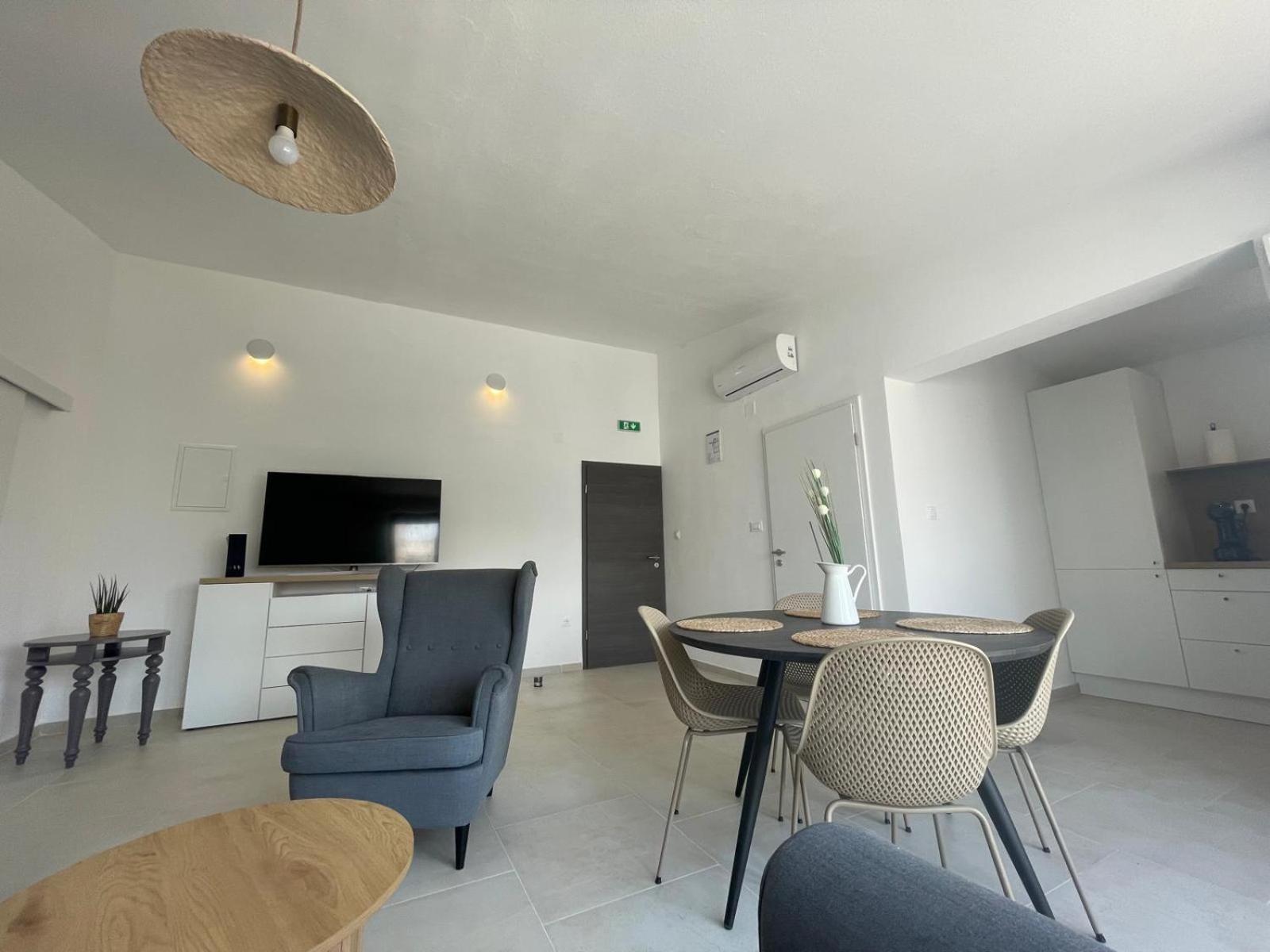 Apartments Ula Водице Екстериор снимка
