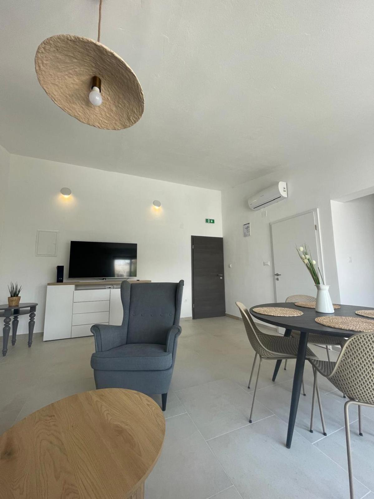 Apartments Ula Водице Екстериор снимка