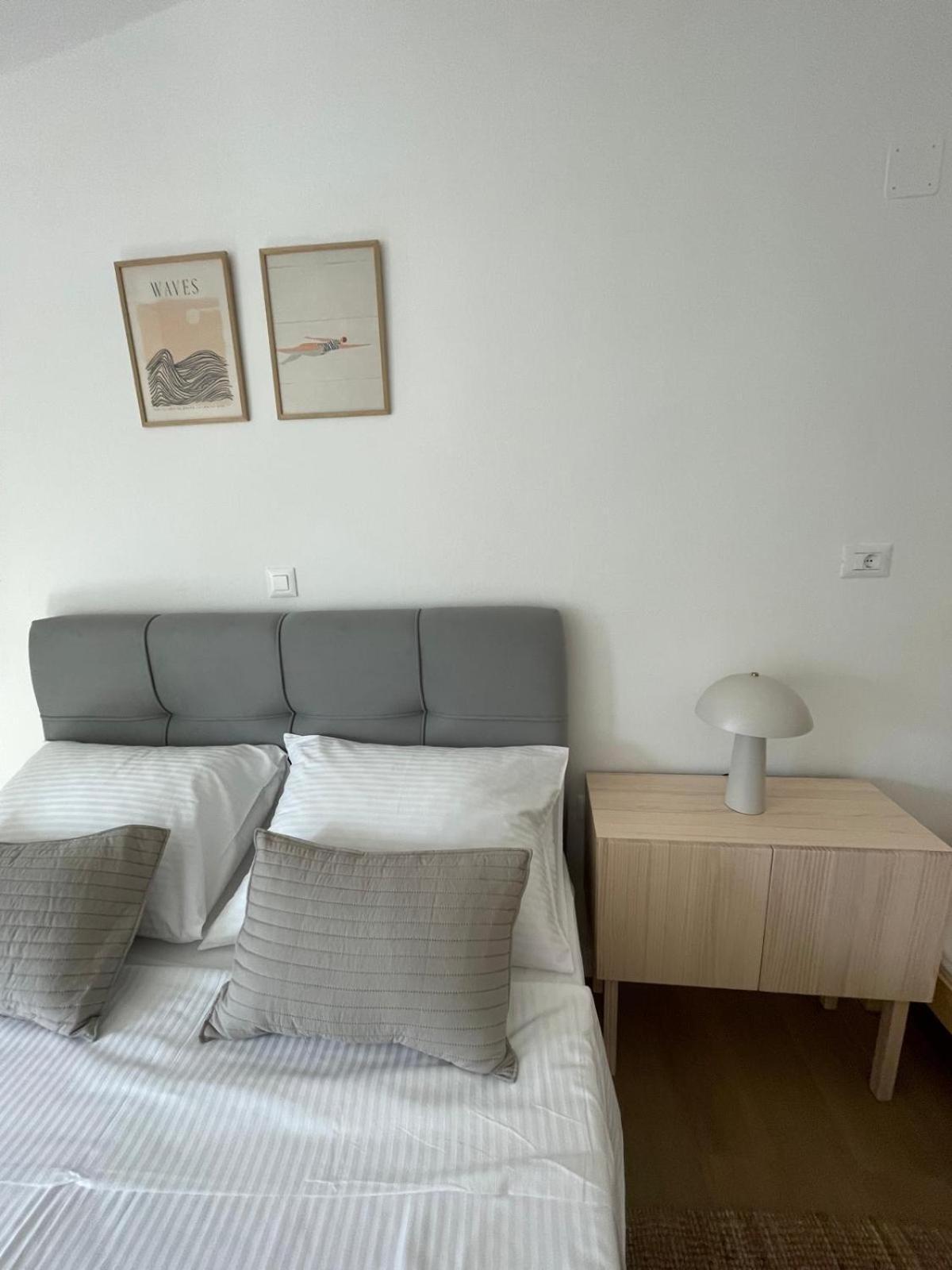 Apartments Ula Водице Екстериор снимка